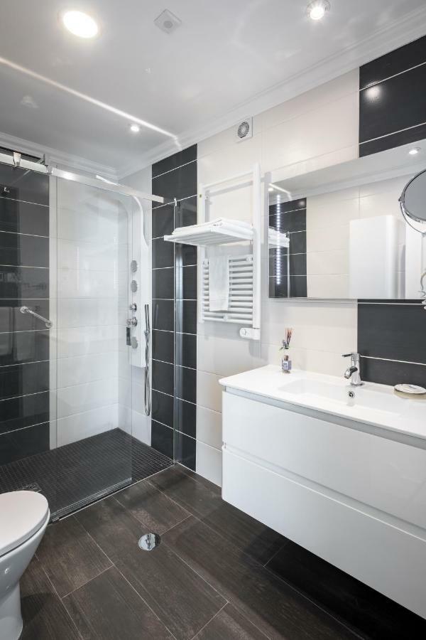 Apartamentos Monaco By Garvetur อัลบูเฟรา ภายนอก รูปภาพ